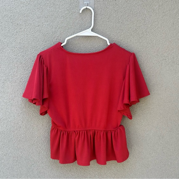 SHEIN Deep Vneck Ruffle Top - Picture 2 of 6